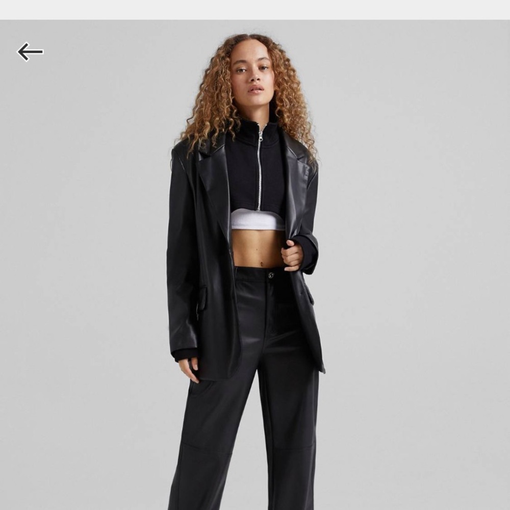 Oversized faux leather black blazer jacket, size M